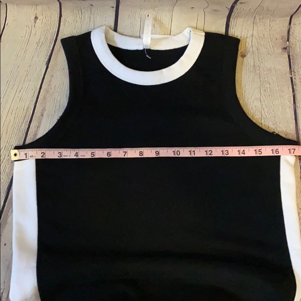 Fabletics Becky mini dress White neck & Side panel - Picture 8 of 8